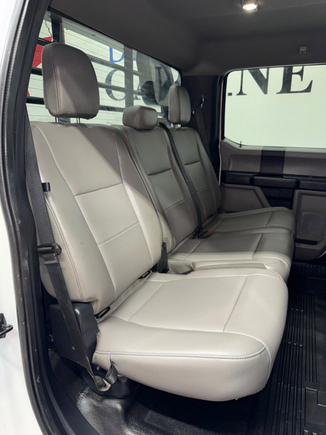 Used 2022 Ford F550 4x4 Crew Cab Super Duty w/ Power Equipment Group image 27
