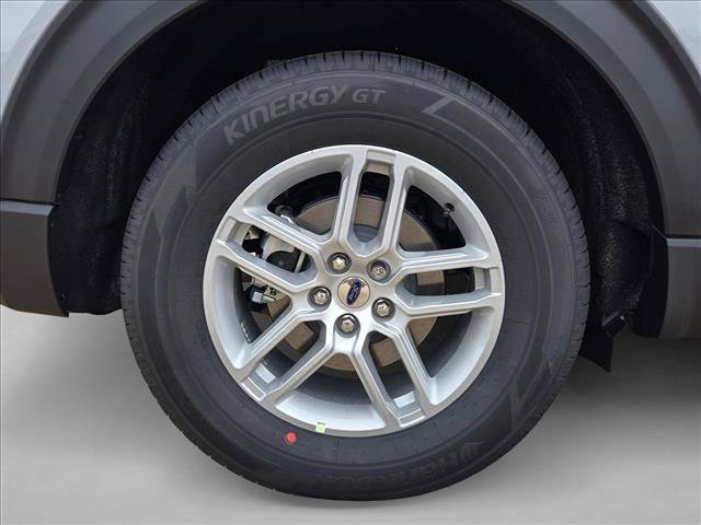 New 2026 Ford Explorer Active RWD image 10