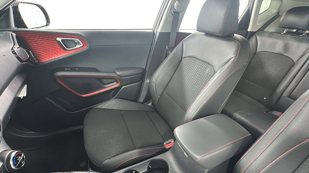 New 2025 Kia Soul GT-Line w/ GT-Line Technology Package image 13