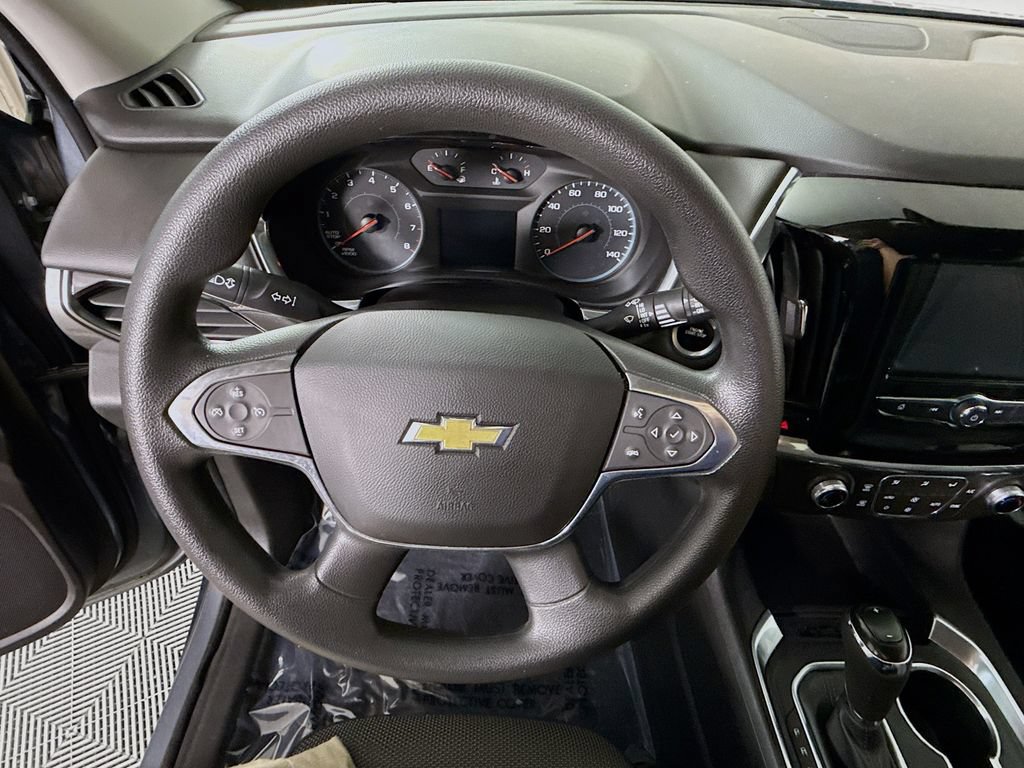 Used 2018 Chevrolet Traverse LS FWD image 18