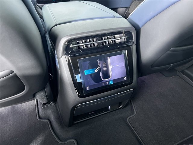 Used 2025 Cadillac Escalade IQ Sport 2 image 22