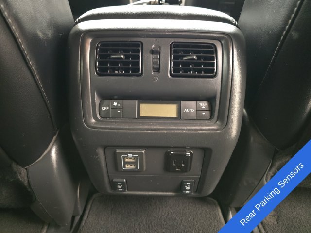 Used 2018 Nissan Pathfinder SL FWD image 13