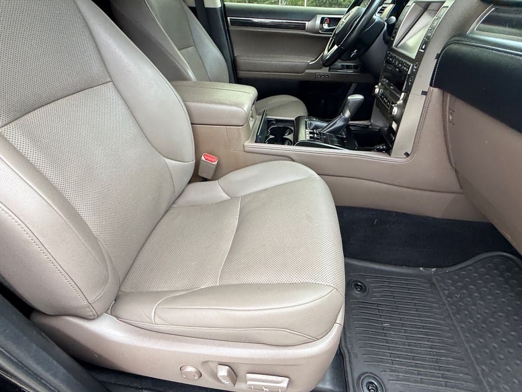 Used 2020 Lexus GX 460 Premium w/ Premium Package AWD/4WD image 10