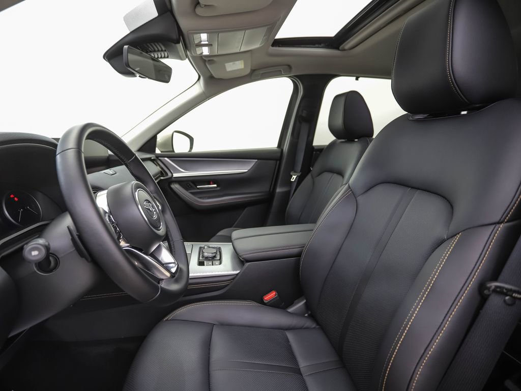 Used 2025 MAZDA CX-90 3.3 Turbo w/ Preferred Package AWD/4WD image 11