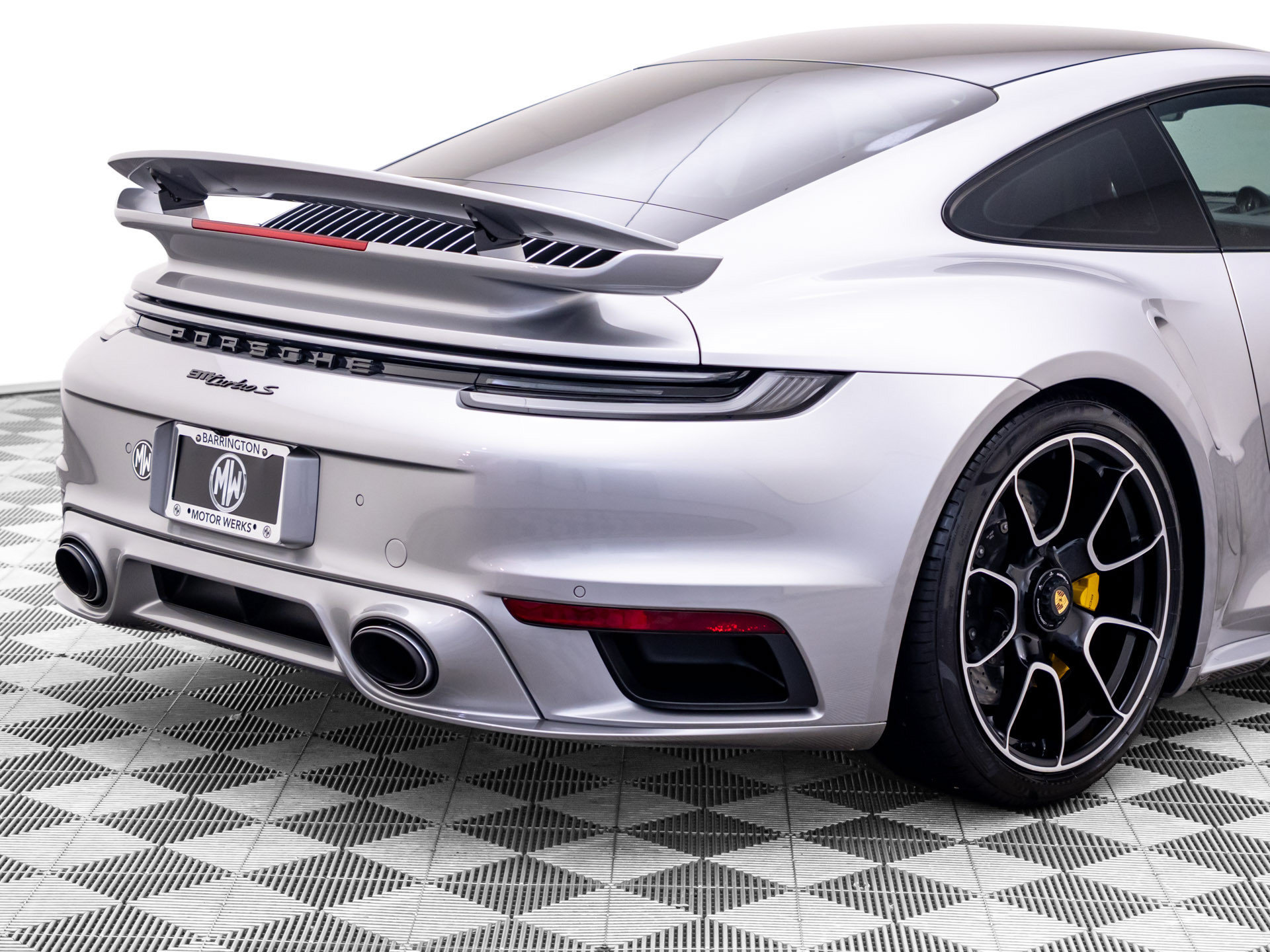Certified 2025 Porsche 911 Turbo S AWD/4WD image 32