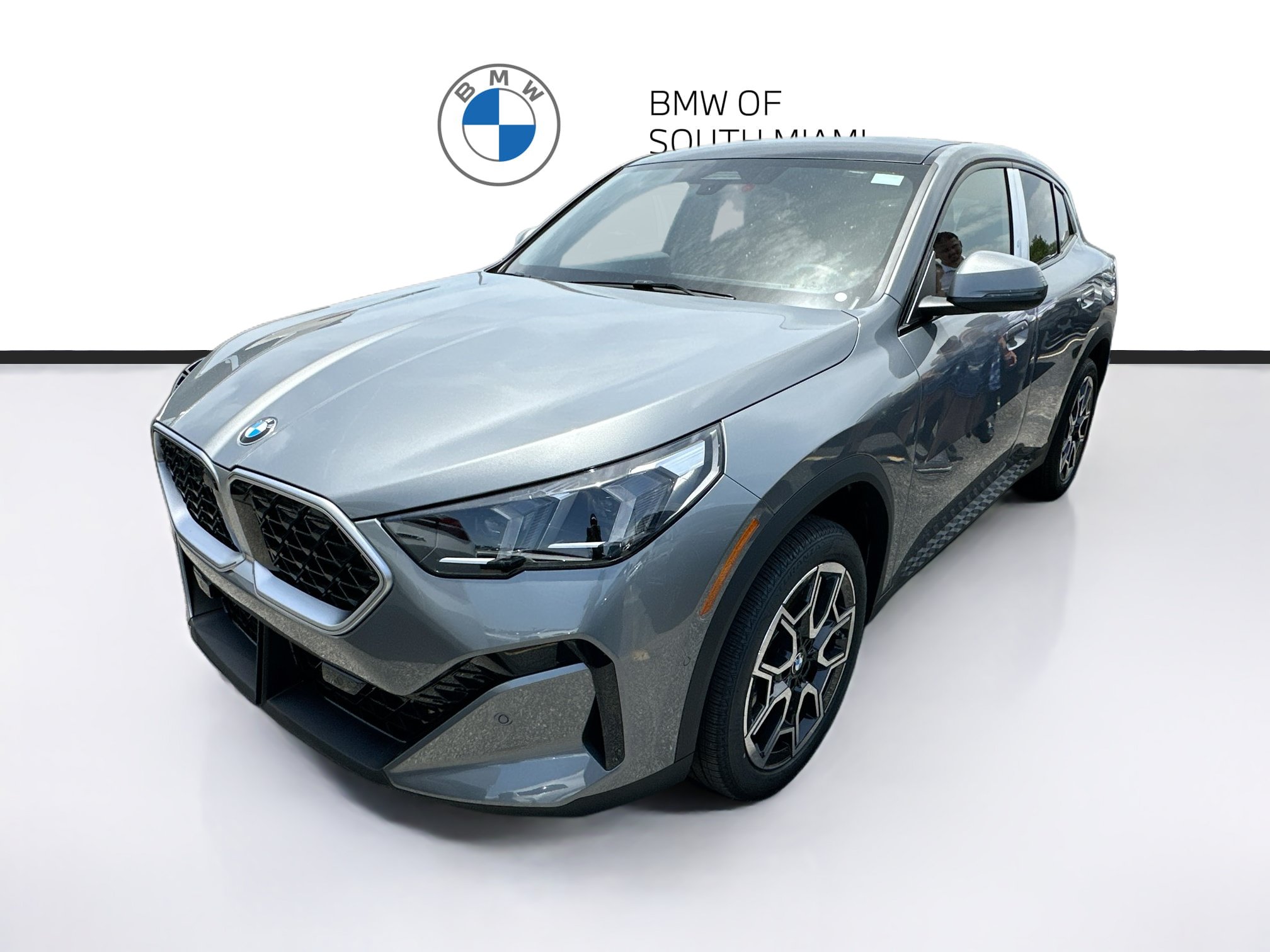 New 2026 BMW X2 xDrive28i w/ Convenience Package AWD/4WD image 2