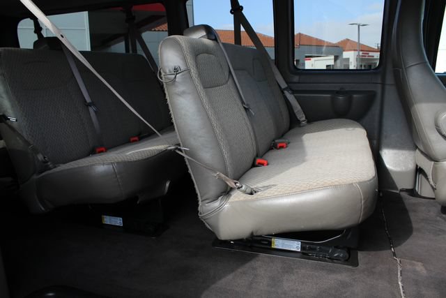 Used 2020 Chevrolet Express 3500 LT w/ LT Preferred Equipment Group RWD image 29