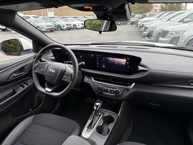 Certified 2024 Buick Envista Preferred image 20