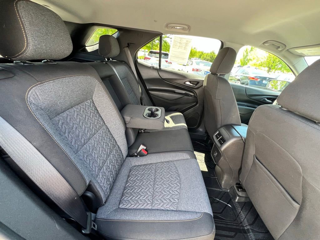 Used 2022 Chevrolet Equinox LT w/ LPO, Floor Liner Package AWD/4WD image 24