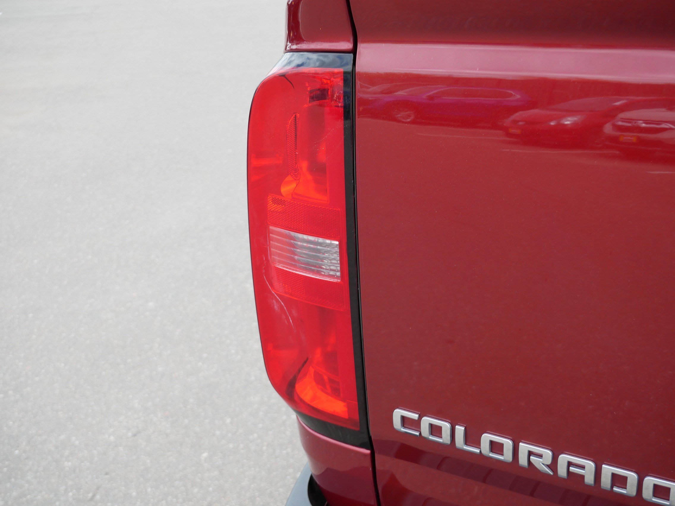 Used 2018 Chevrolet Colorado LT w/ LT Convenience Package AWD/4WD image 17
