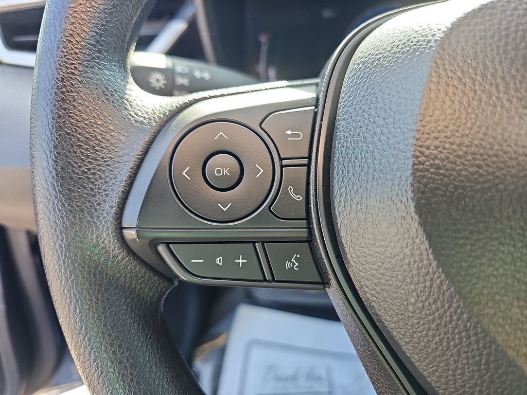 Used 2026 Toyota Corolla LE FWD image 17