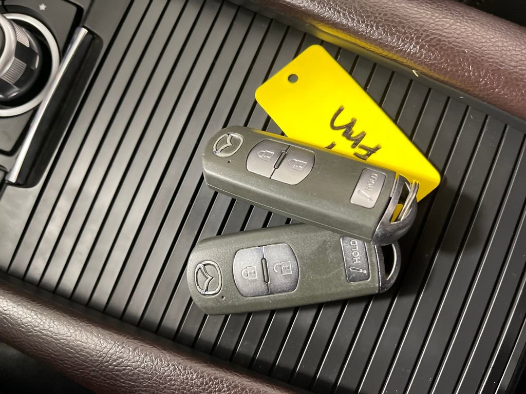 Used 2017 MAZDA MAZDA3 Touring image 24