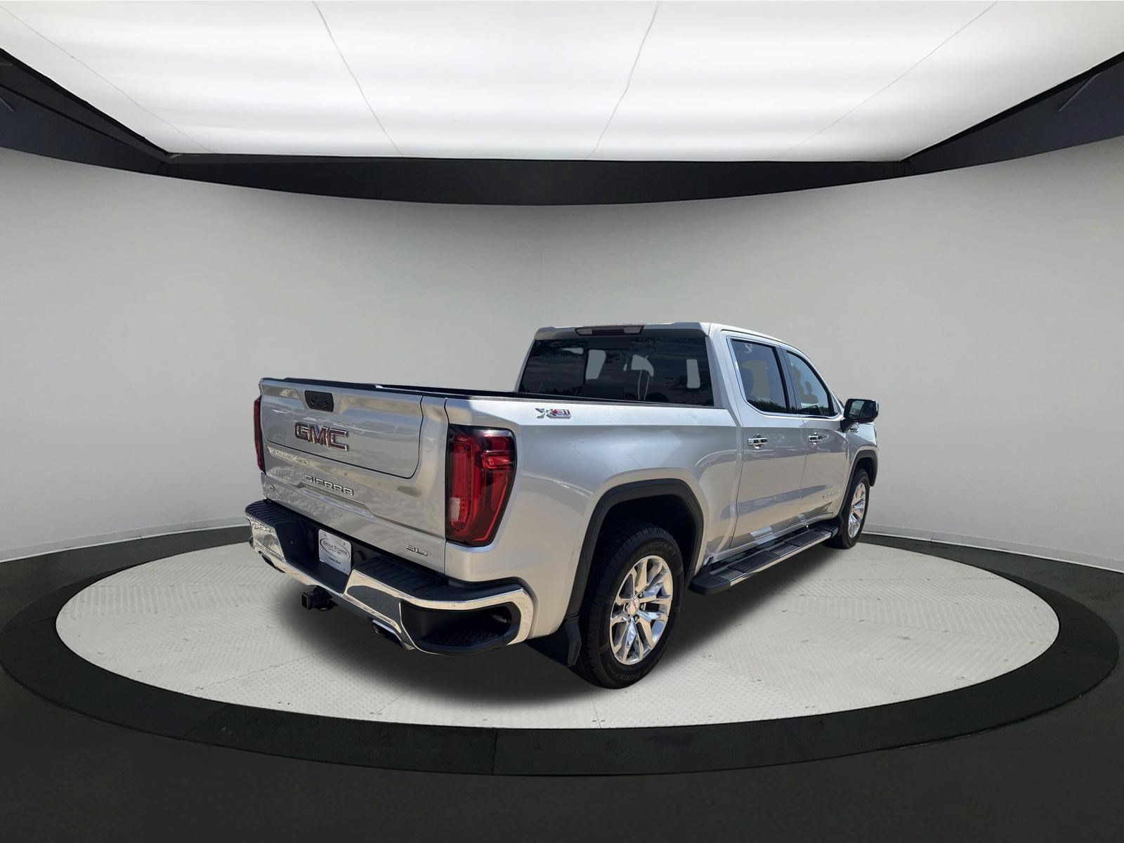 Used 2020 GMC Sierra 1500 SLT w/ SLT Premium Package AWD/4WD image 6