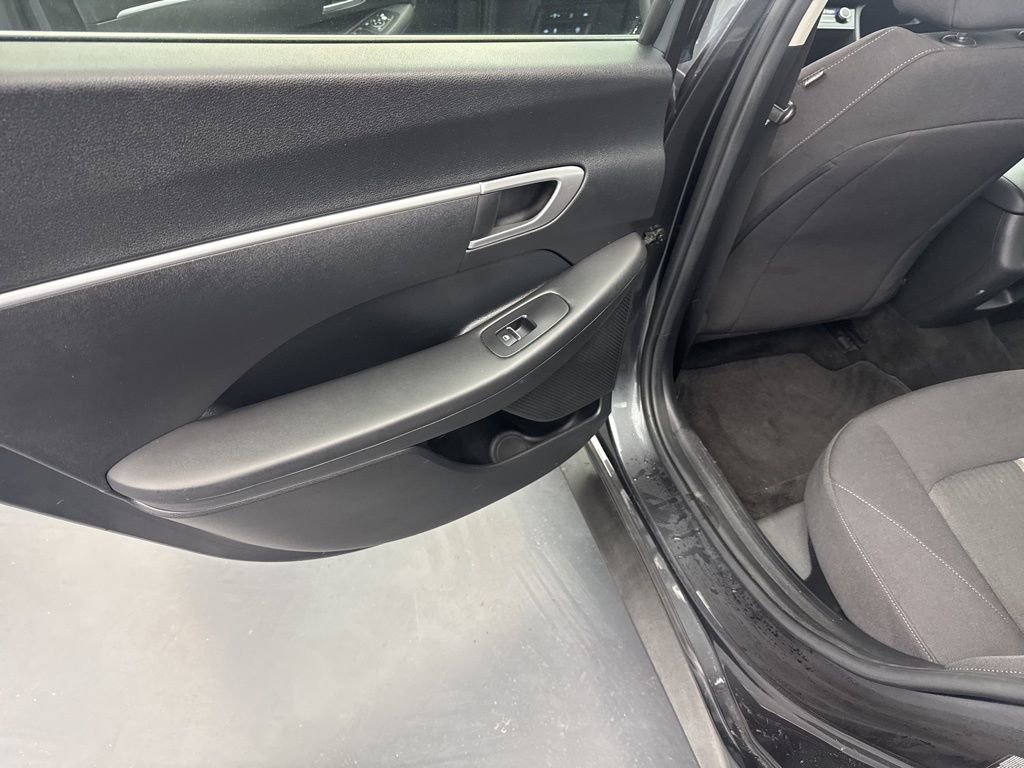 Used 2023 Hyundai Sonata SE FWD image 35