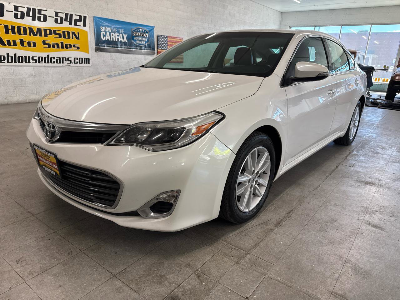 Used 2015 Toyota Avalon XLE FWD image 97