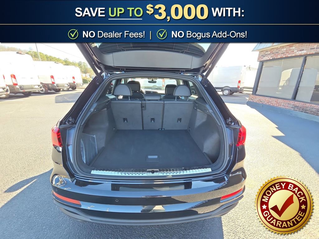 Used 2025 Audi Q3 2.0T Premium image 24