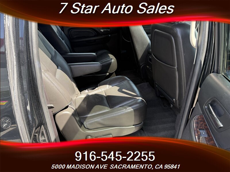 Used 2014 GMC Yukon XL Denali image 24