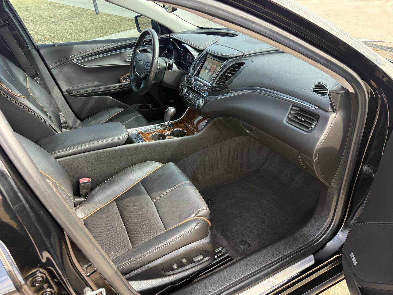 Used 2015 Chevrolet Impala LTZ image 26