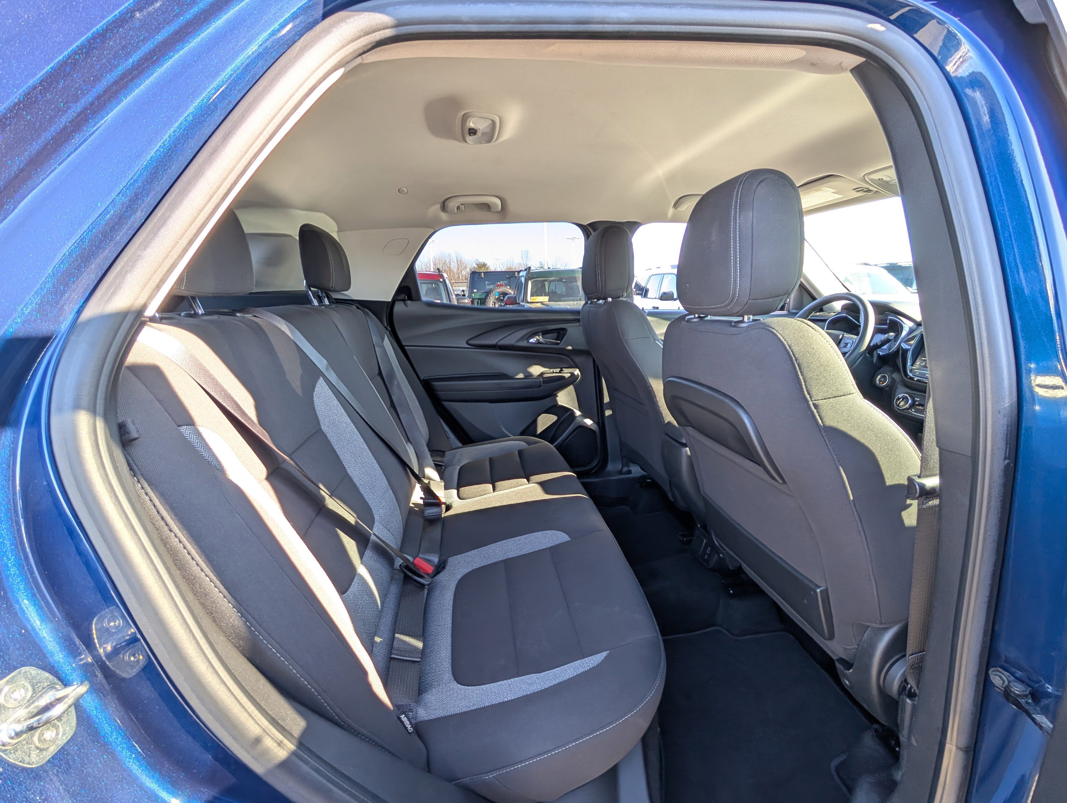 Used 2023 Chevrolet TrailBlazer LT w/ Convenience Package image 11