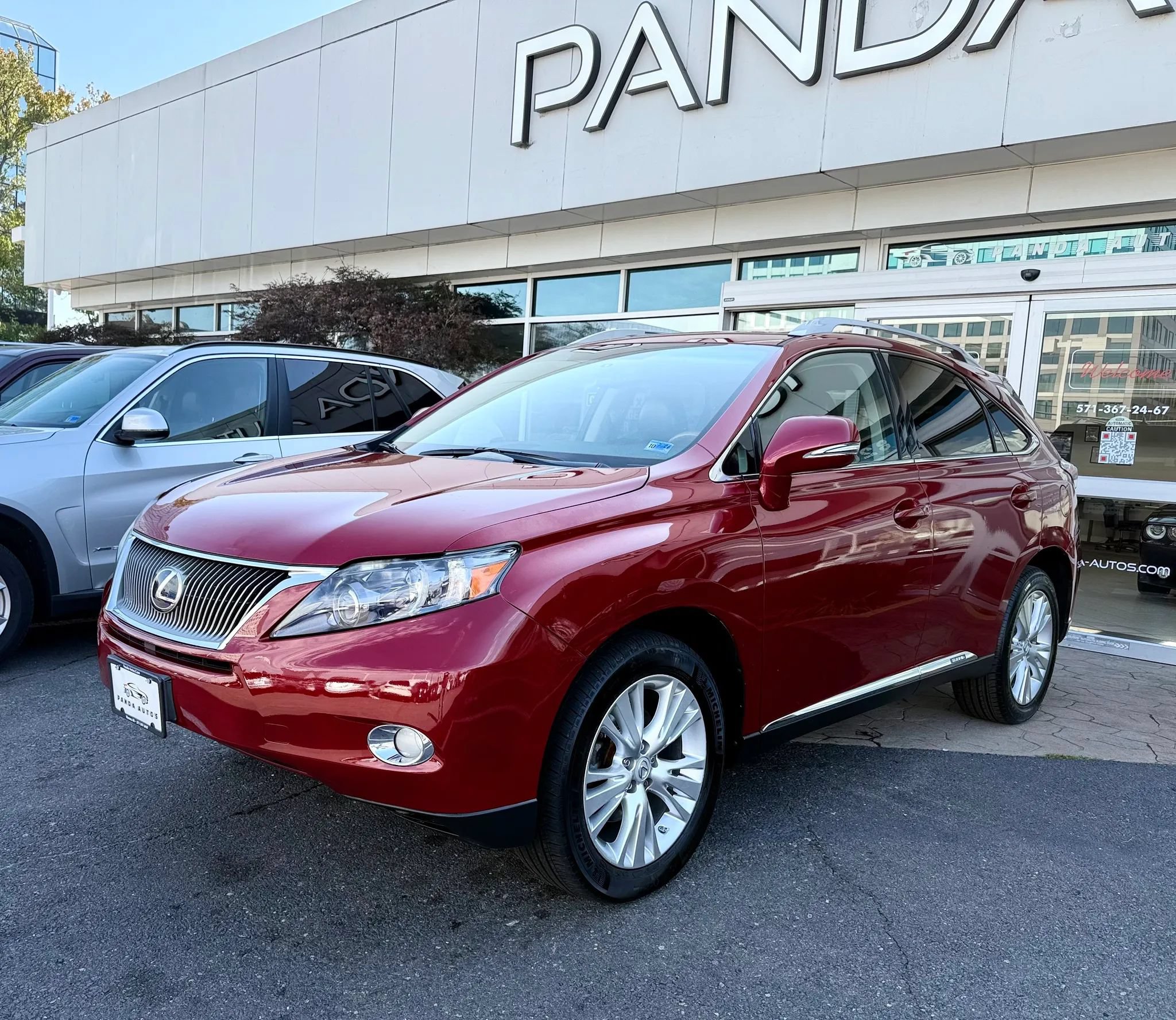 Used 2010 Lexus RX 450h AWD w/ Premium Pkg image 3