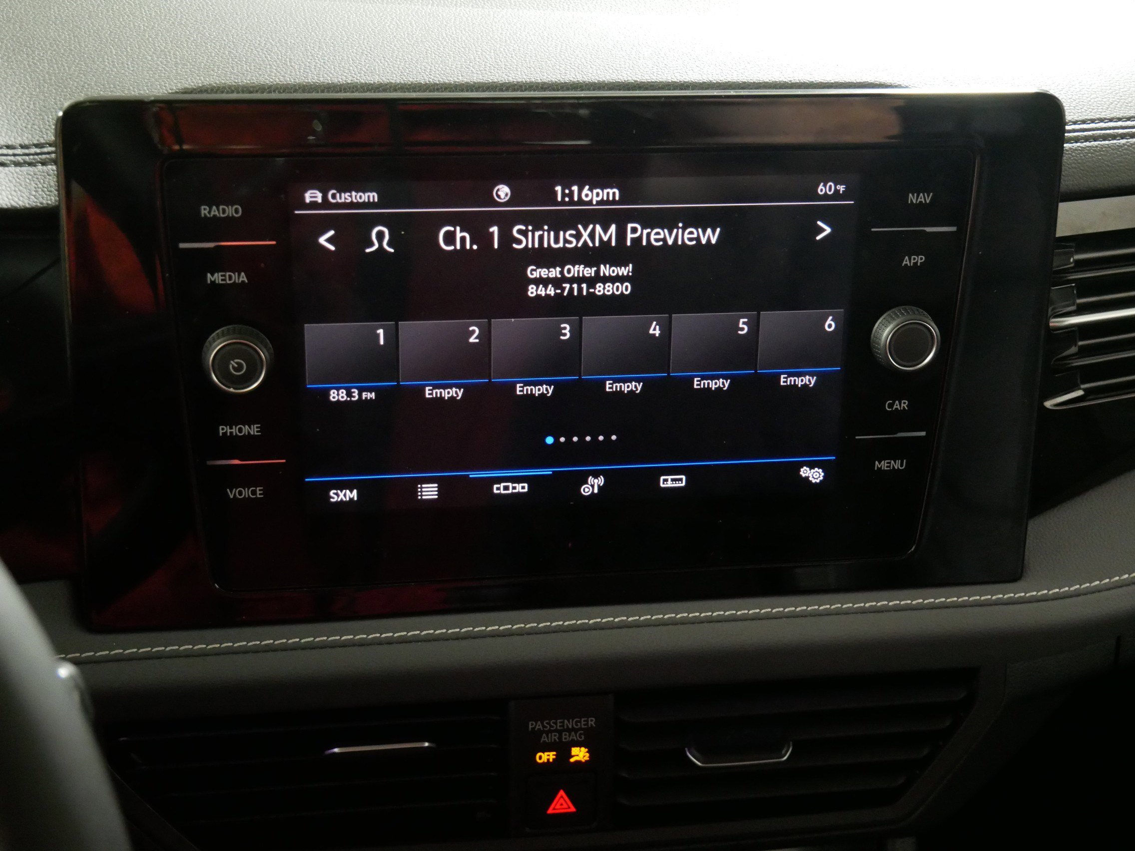 Certified 2025 Volkswagen Jetta SEL FWD image 22