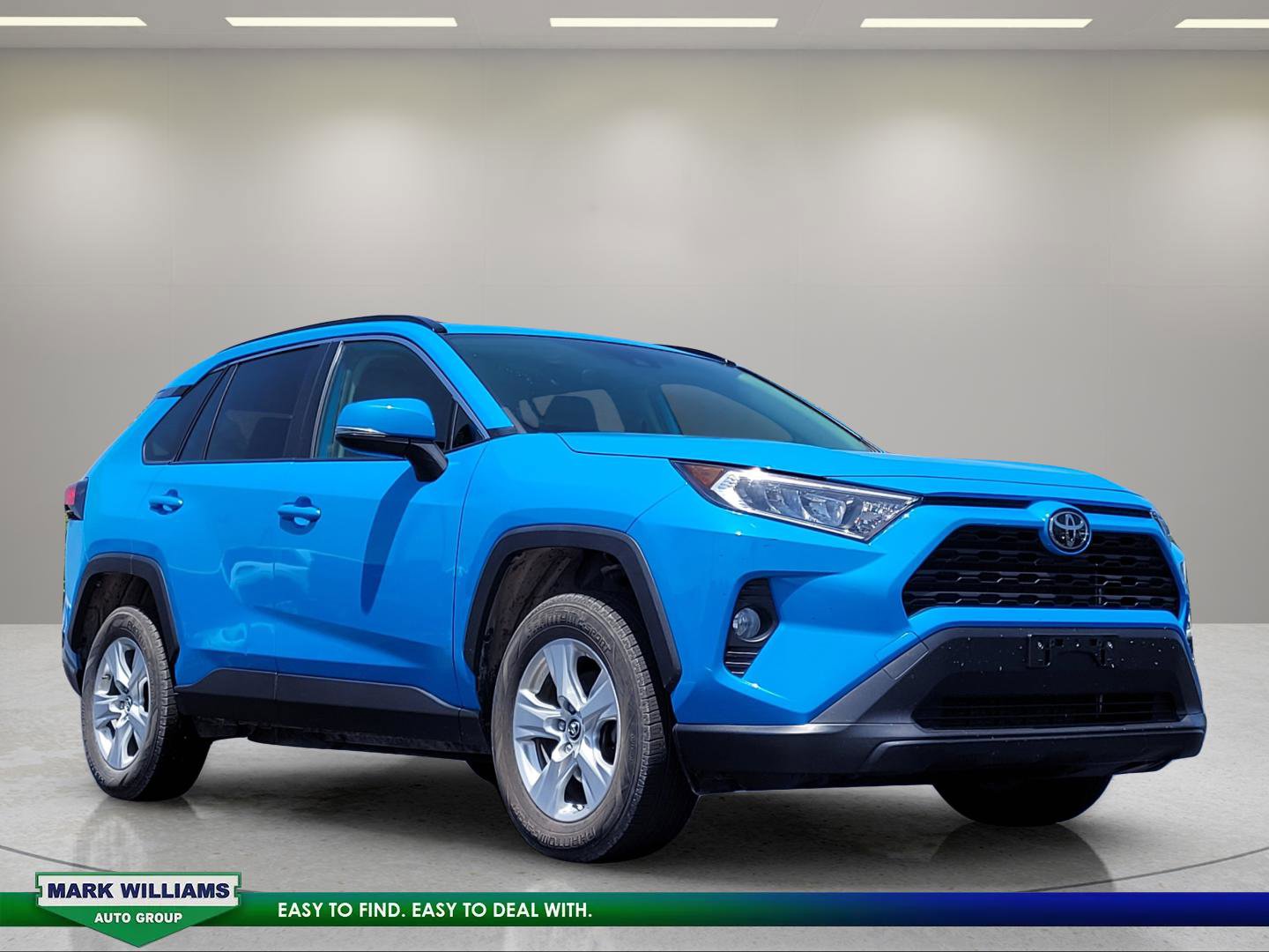 Used 2019 Toyota RAV4 XLE w/ Convenience Package AWD/4WD image 1