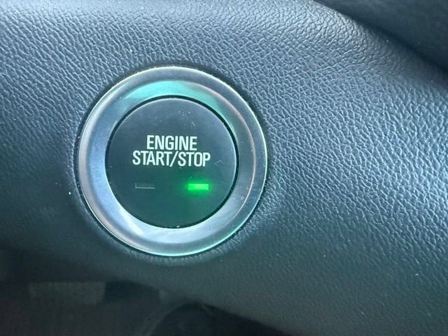 Certified 2024 GMC Terrain SLE w/ Driver Convenience Package AWD/4WD image 25