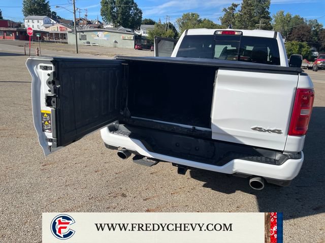 Used 2025 RAM 1500 Laramie w/ Sport Appearance Package AWD/4WD image 29