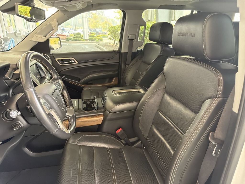 Certified 2020 GMC Yukon Denali w/ Denali Ultimate Package AWD/4WD image 21