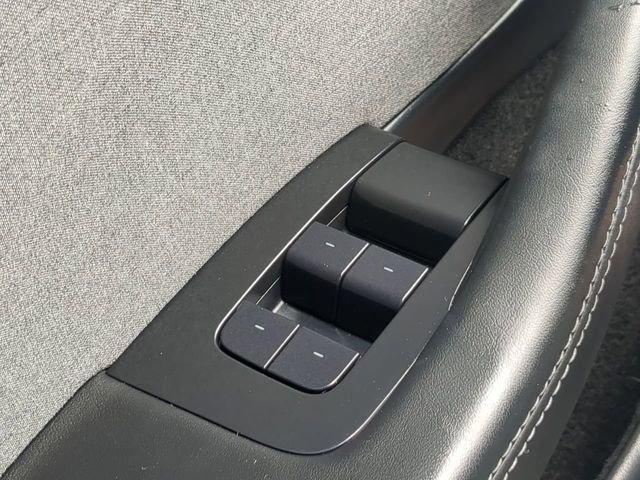 Used 2025 Tesla Model 3 Long Range image 23