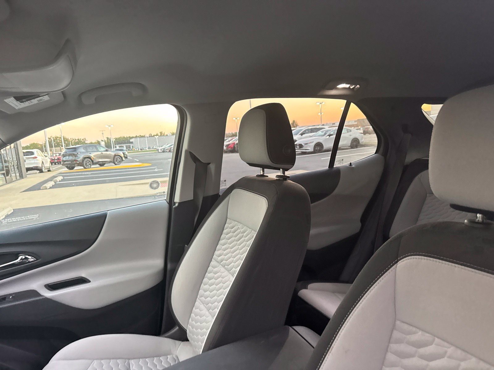 Used 2019 Chevrolet Equinox LS w/ LS Convenience Package AWD/4WD image 6
