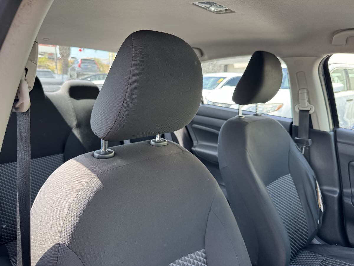 Used 2021 Nissan Versa S FWD image 14