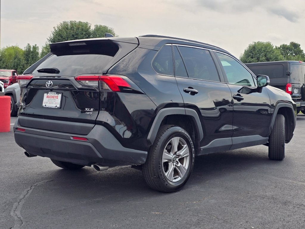 Used 2025 Toyota RAV4 XLE AWD/4WD image 8