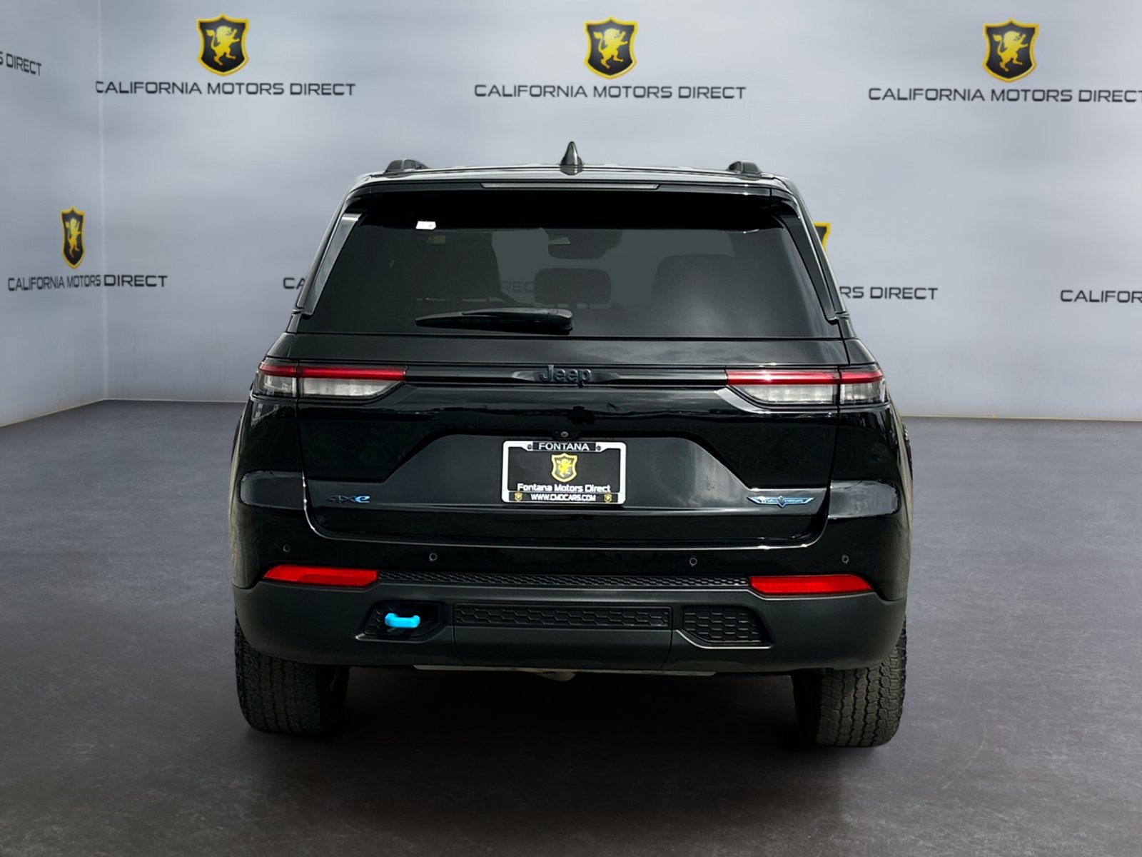 Used 2022 Jeep Grand Cherokee Trailhawk w/ Advanced Protech Group II AWD/4WD image 4