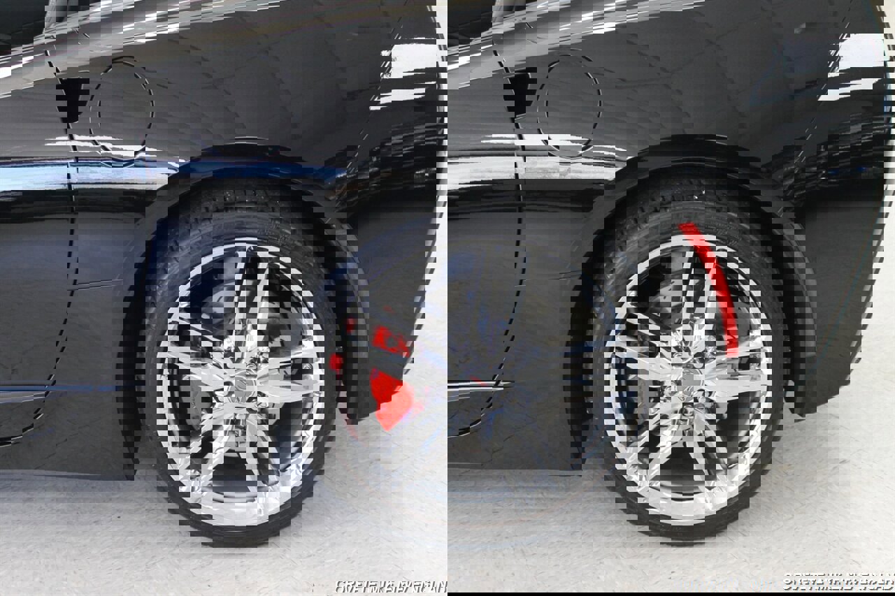 Used 2016 Chevrolet Corvette Stingray Convertible w/ 2LT Preferred Equipment Group RWD image 27