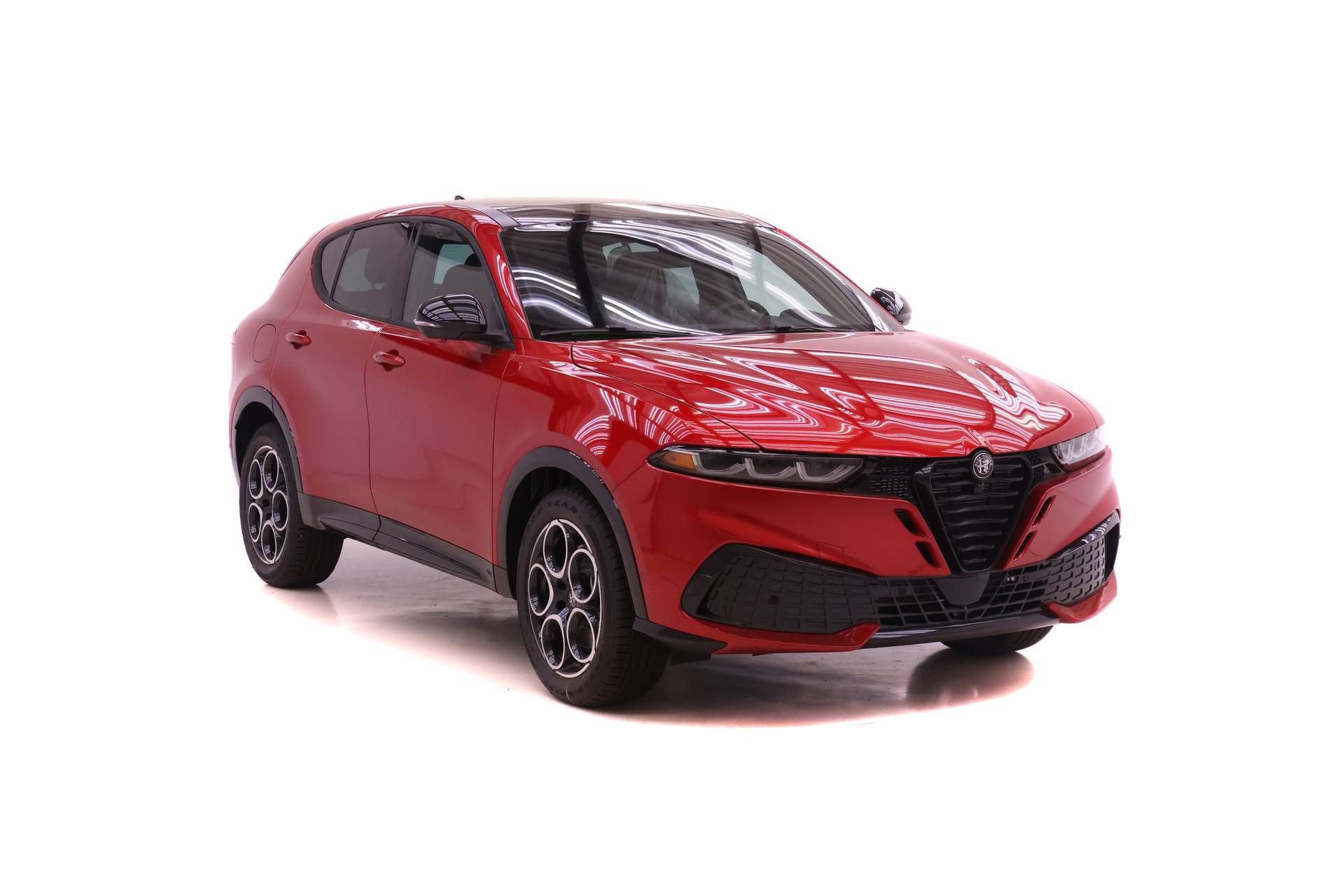 New 2026 Alfa Romeo Tonale w/ Active Assist Package AWD/4WD image 2