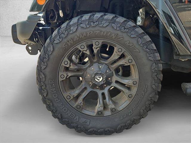 Used 2016 Jeep Wrangler Unlimited Sahara AWD/4WD image 27