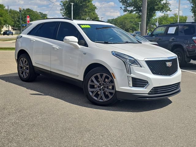 Used 2020 Cadillac XT5 Sportv w/ LPO, Floor Liner Package AWD/4WD image 32