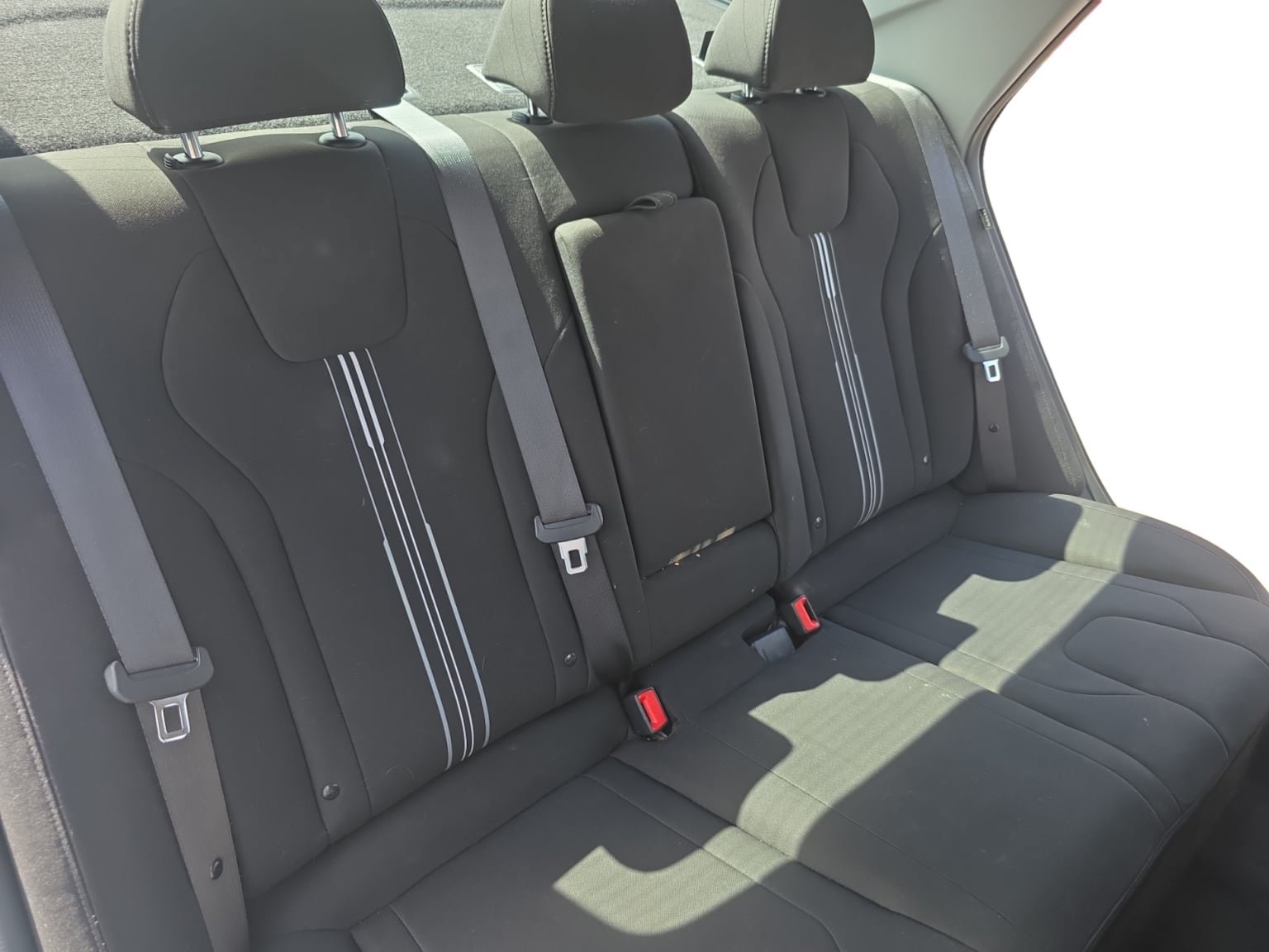 Used 2025 Hyundai Elantra SEL FWD image 18