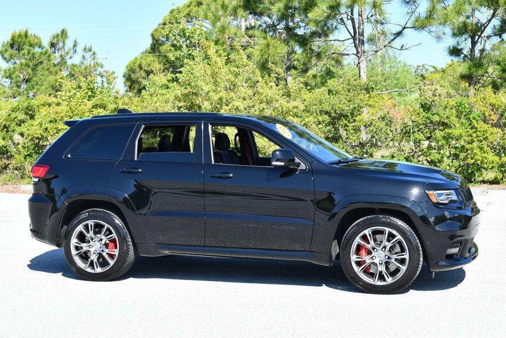 Used 2018 Jeep Grand Cherokee SRT AWD/4WD image 8