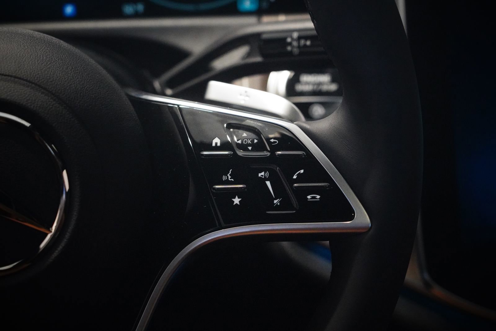 New 2026 Mercedes-Benz E 450 4MATIC Sedan image 20