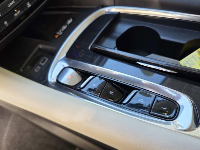 Used 2024 Buick Enclave Essence w/ Experience Buick Package image 15