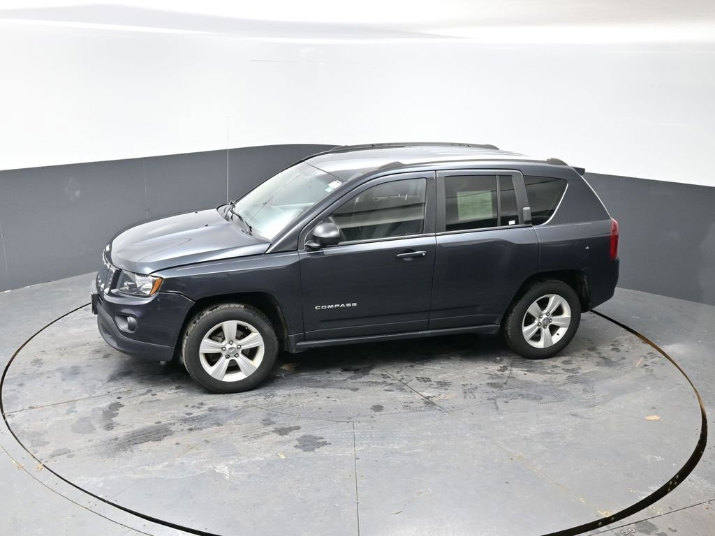 Used 2015 Jeep Compass Sport w/ Power Value Group image 16