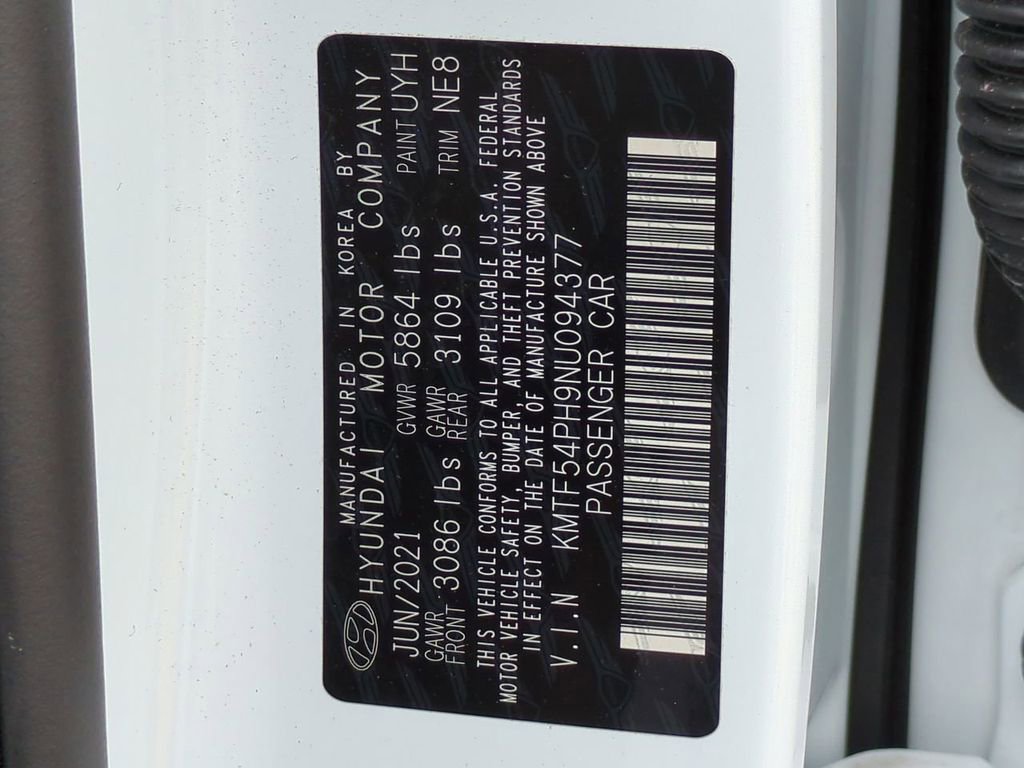 Used 2022 Genesis G90 5.0 Ultimate image 31