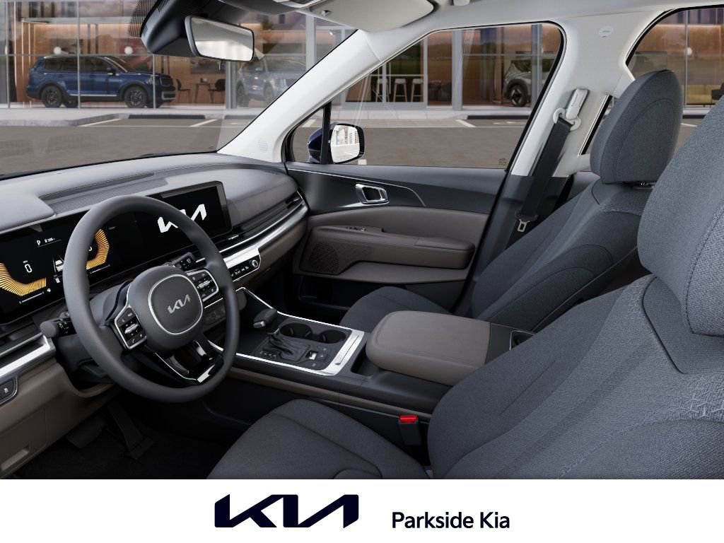 New 2026 Kia Carnival LX image 17