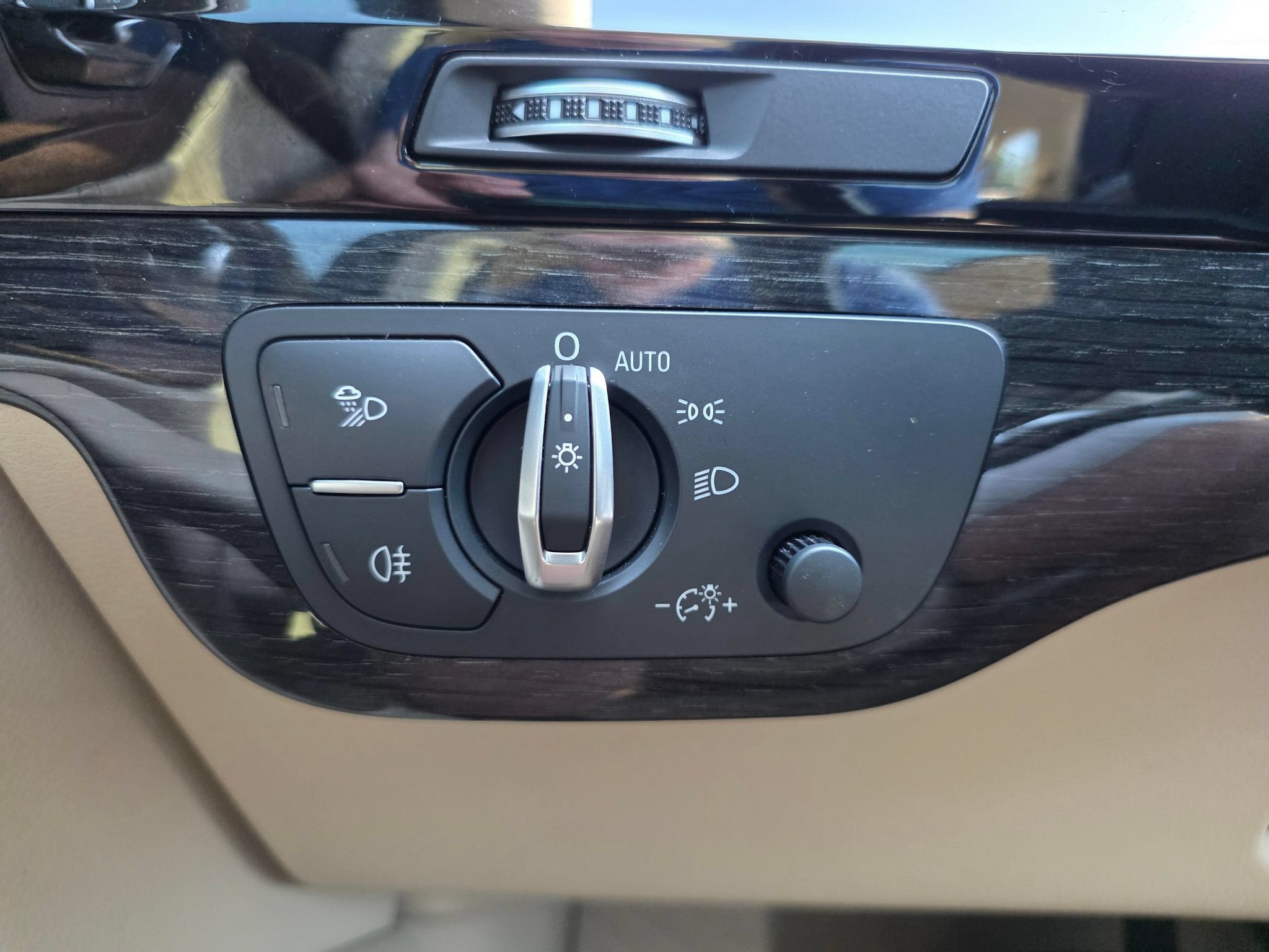 Used 2019 Audi Q7 3.0T Premium Plus w/ Premium Plus Package AWD/4WD image 22