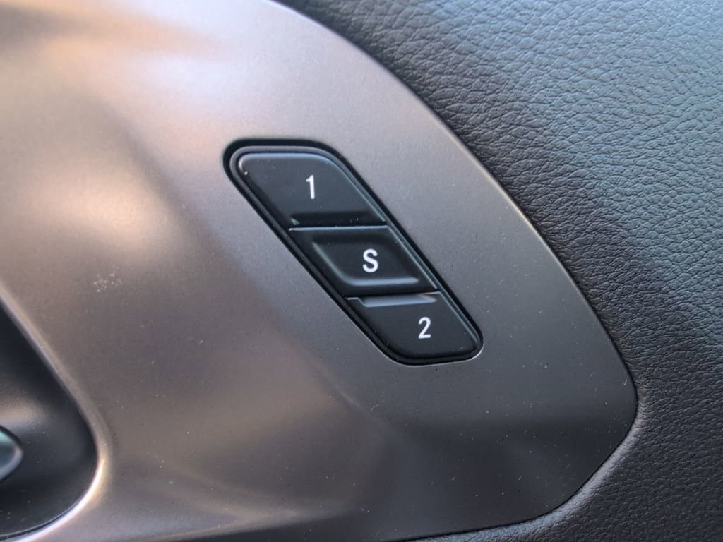 New 2026 Chrysler Pacifica Select image 26