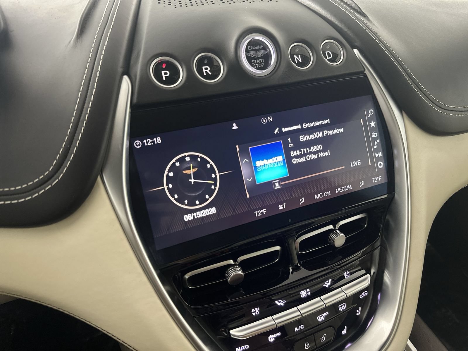 Used 2021 Aston Martin DBX AWD/4WD image 16