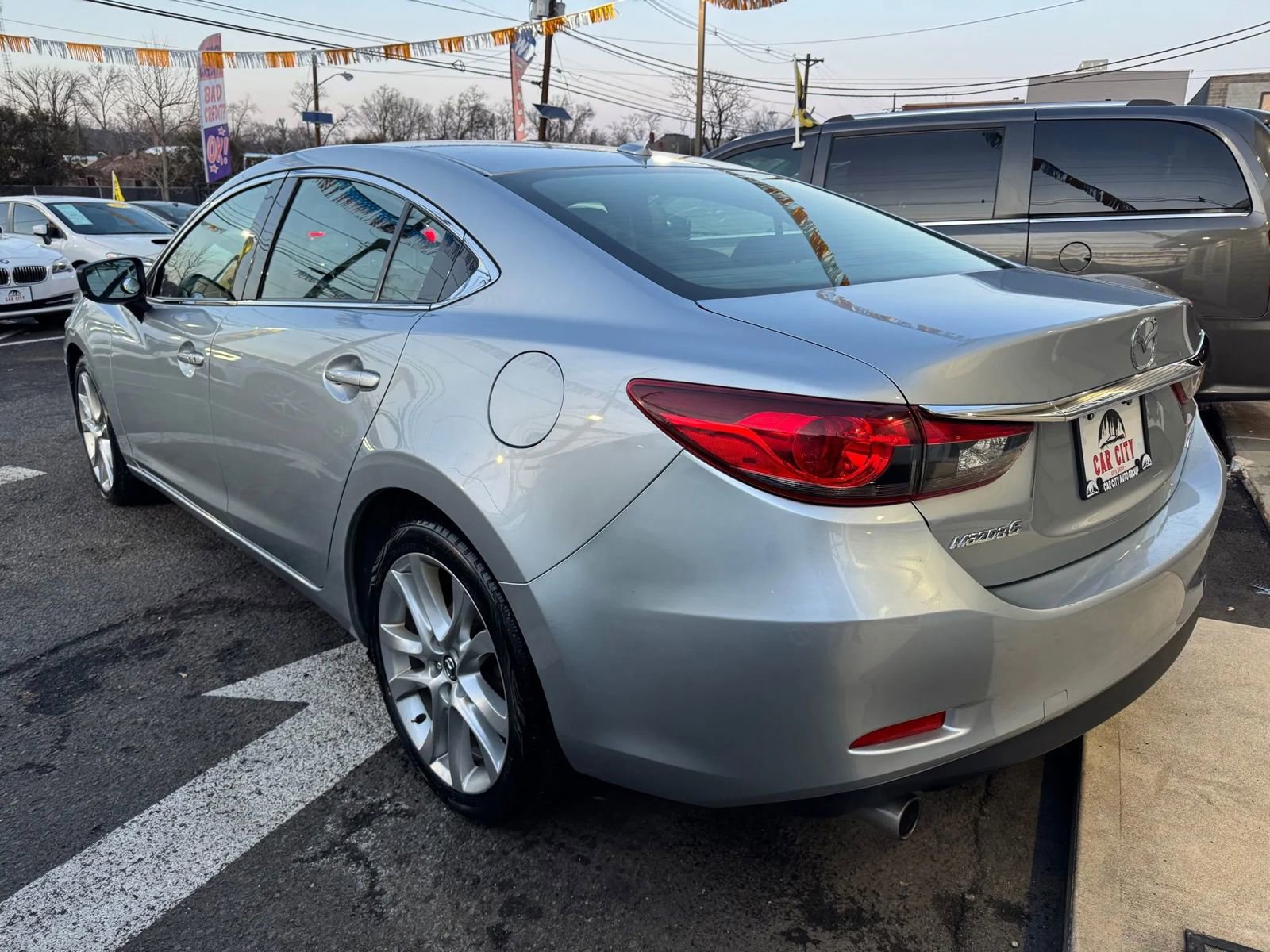 Used 2017 MAZDA MAZDA6 Touring image 3