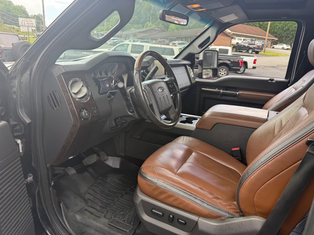 Used 2015 Ford F250 Platinum w/ FX4 Off-Road Package AWD/4WD image 43